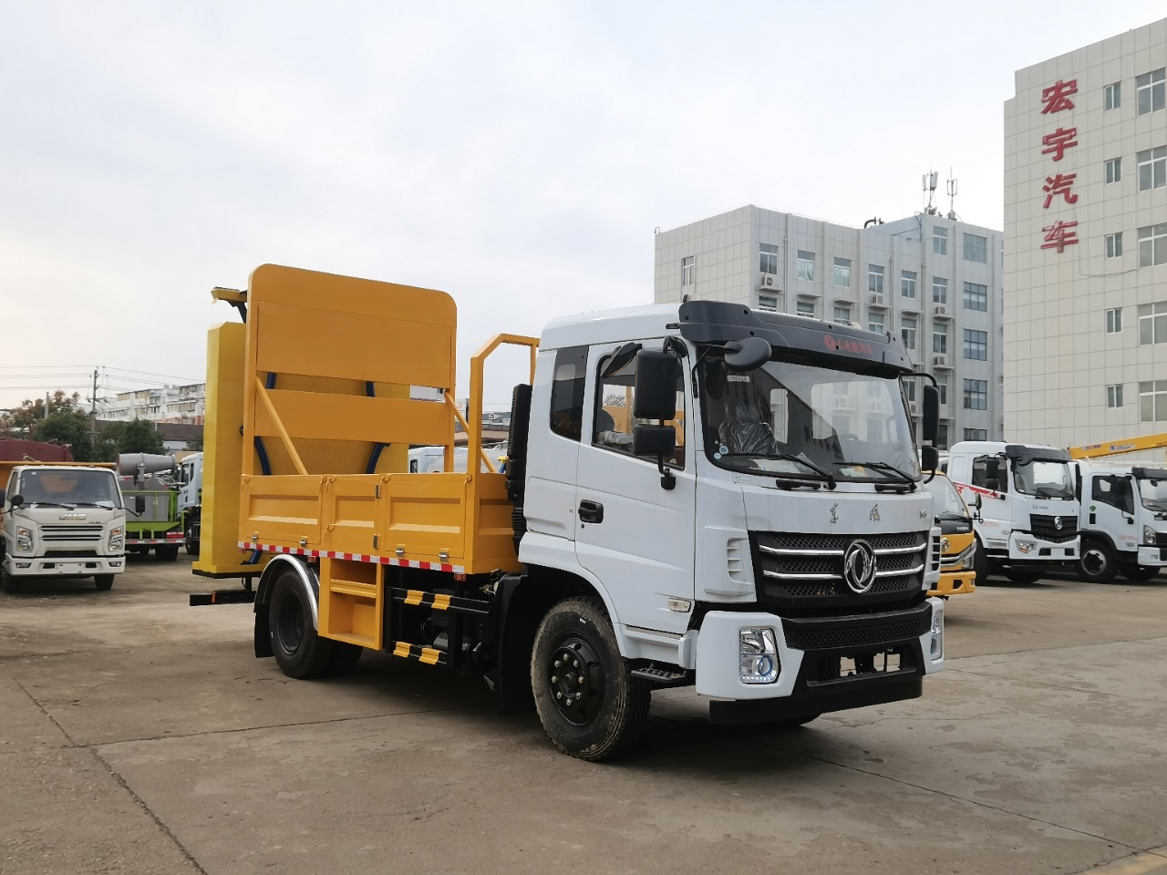 東風(fēng)K6防撞緩沖車